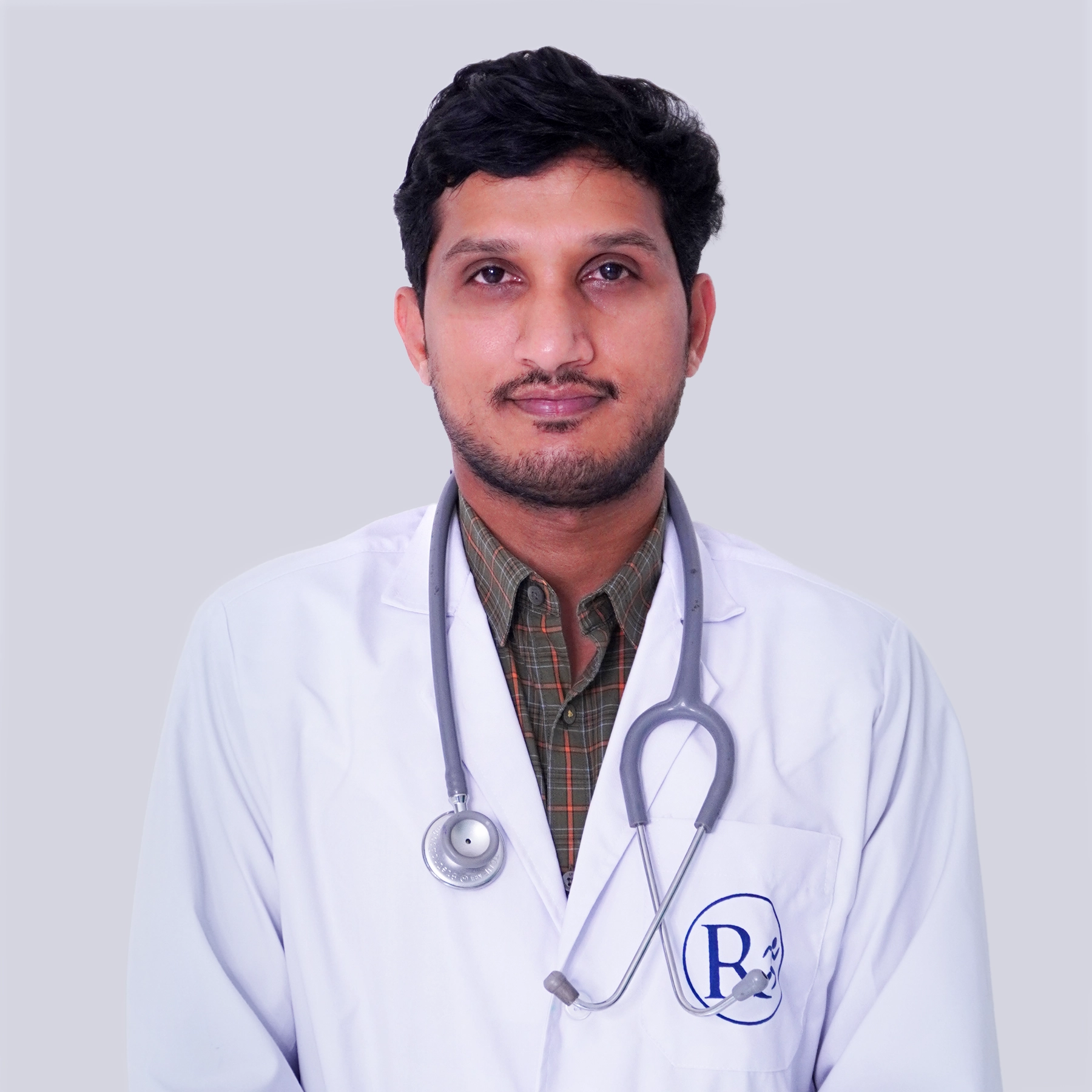 Portrait of Dr. Sandeep, Consultant Surgical Oncologist